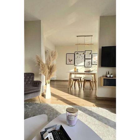 リオンSuperbe T3 Cosy, Parking Gratuit + Balconアパートメント エクステリア 写真